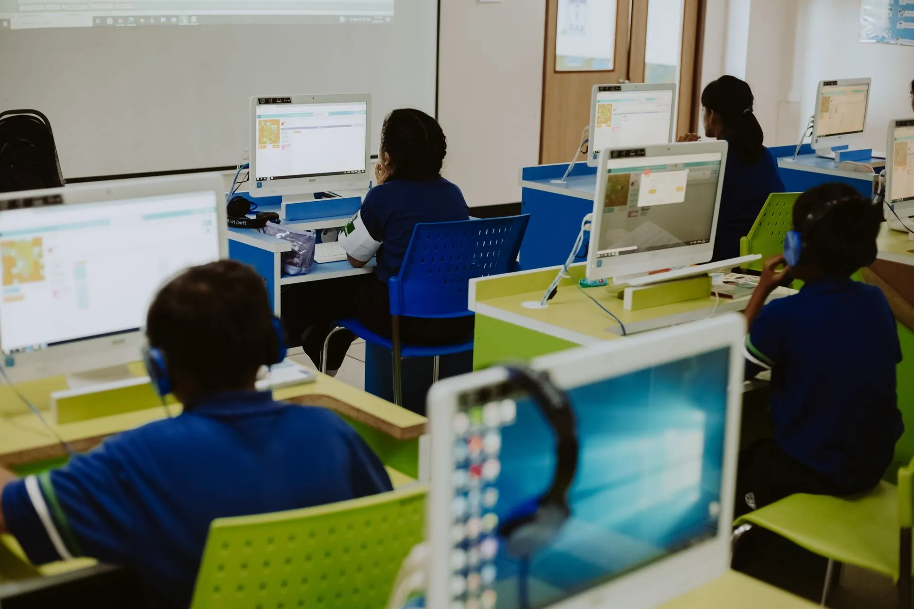 电钻与角磨机在装修工程中的选型匹配方案