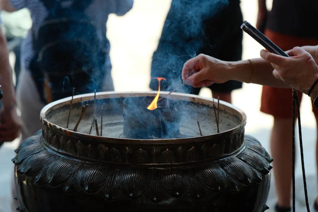 装修师傅如何根据作业场景选择电钻与角磨机搭配方案